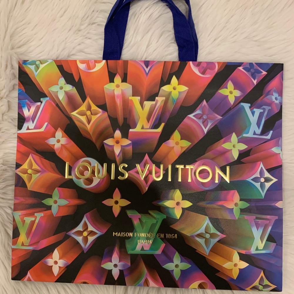 ❌SOLD❌Louis Vuitton holiday shopping bag